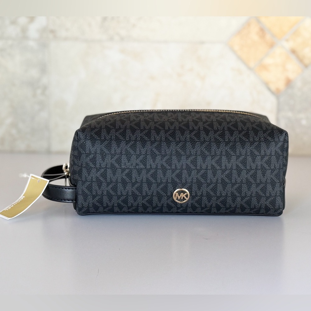 Michael Kors Jet Set Travel MD Cosmetic Case Travel Pouch MK Black